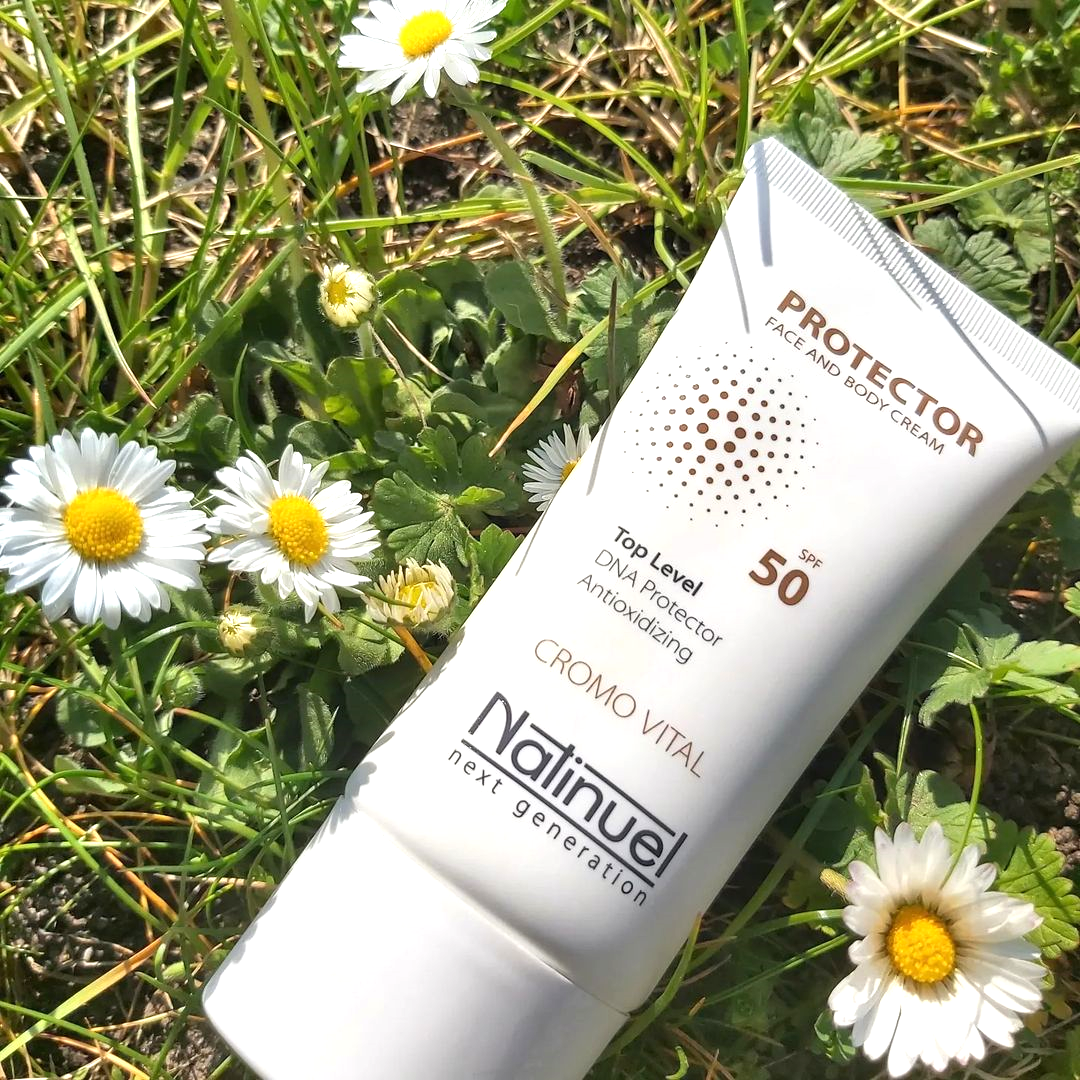 𝗣𝗥𝗢𝗧𝗘𝗖𝗧𝗢𝗥 𝖲𝖯𝖥 𝟧𝟢+ - NEST Estetica e Medicina
